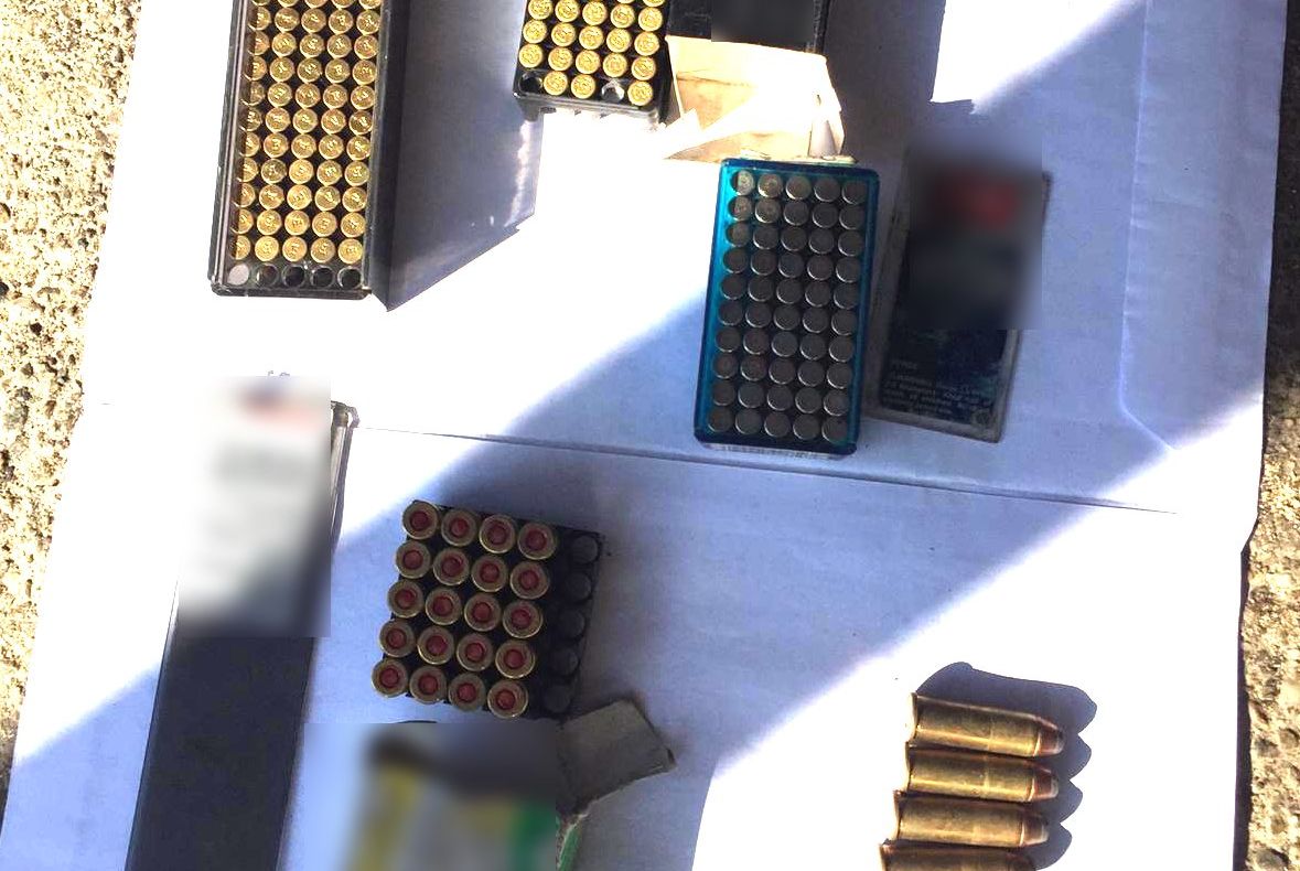 Cartuşe găsite la un patron din Mioveni! Cercetat penal