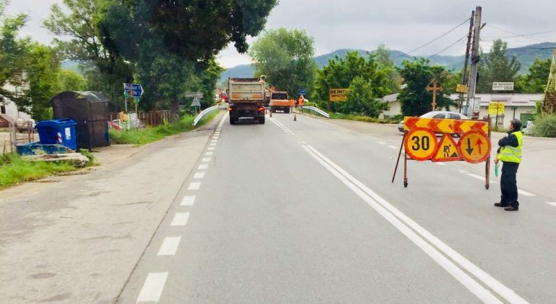 Limită de viteză pe DN 7! Se va circula cu 30 km/oră