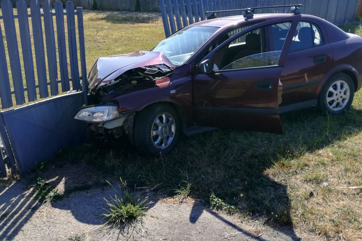 Accident provocat de un șofer de 77 de ani, la Moșoaia! O femeie rănită