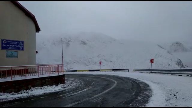 Video-A nins pe Transfăgărășan, în ultima zi de octombrie