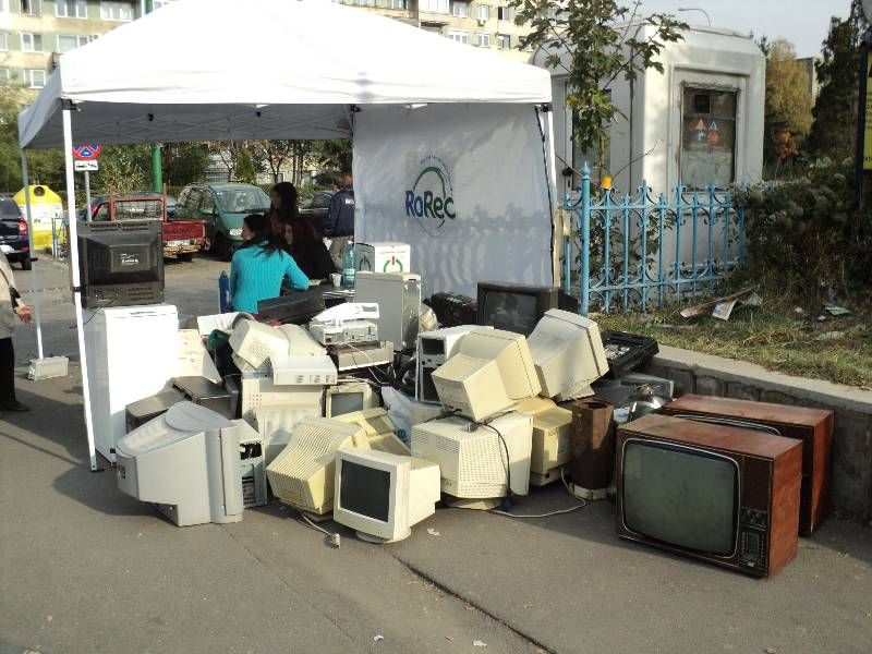 Acțiune de colectare a deșeurilor electrice și electronice, la Pitești