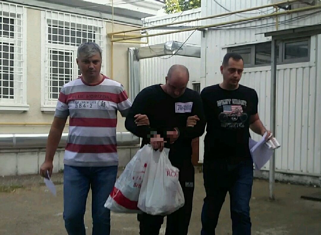 Fantasmagoriile unui șofer beat care a furat o mașină! A fost eliberat!