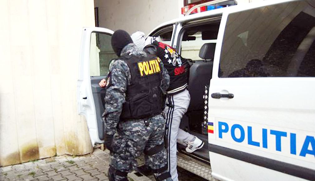 A pipăit o fetiţă pe stradă, fiind reţinut! Nu este prima dată