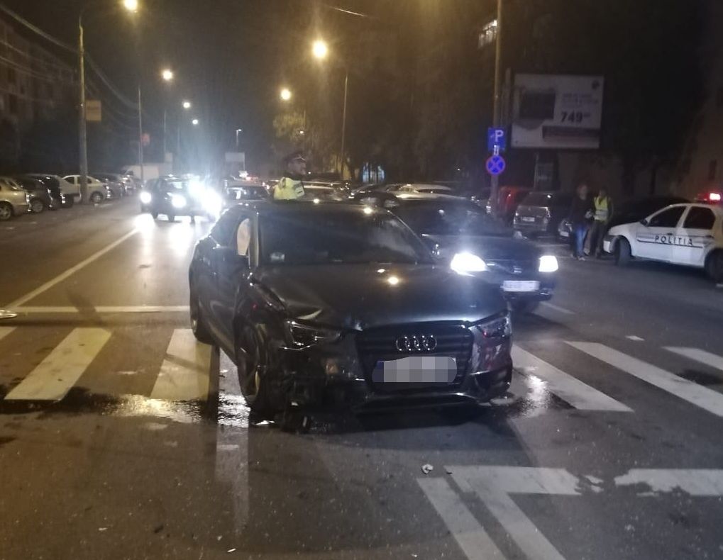 Accident rutier în Pitești. Mamă și fiică, la spital