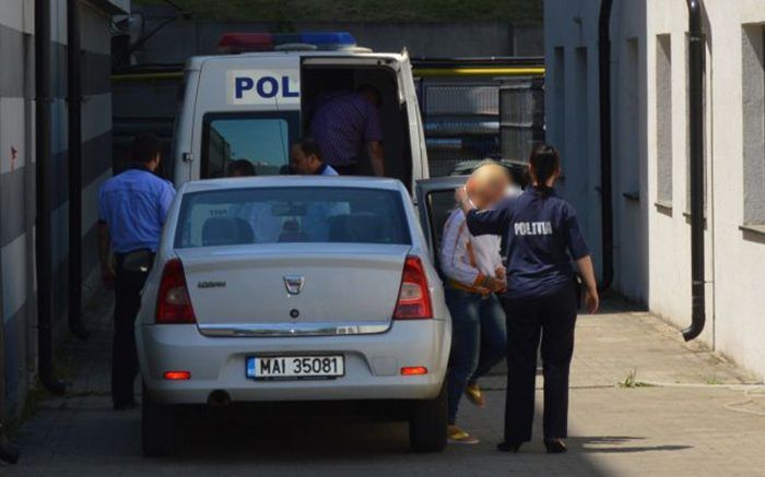 Tânără arestată! Are de ispăşit o pedeapsă de un an!