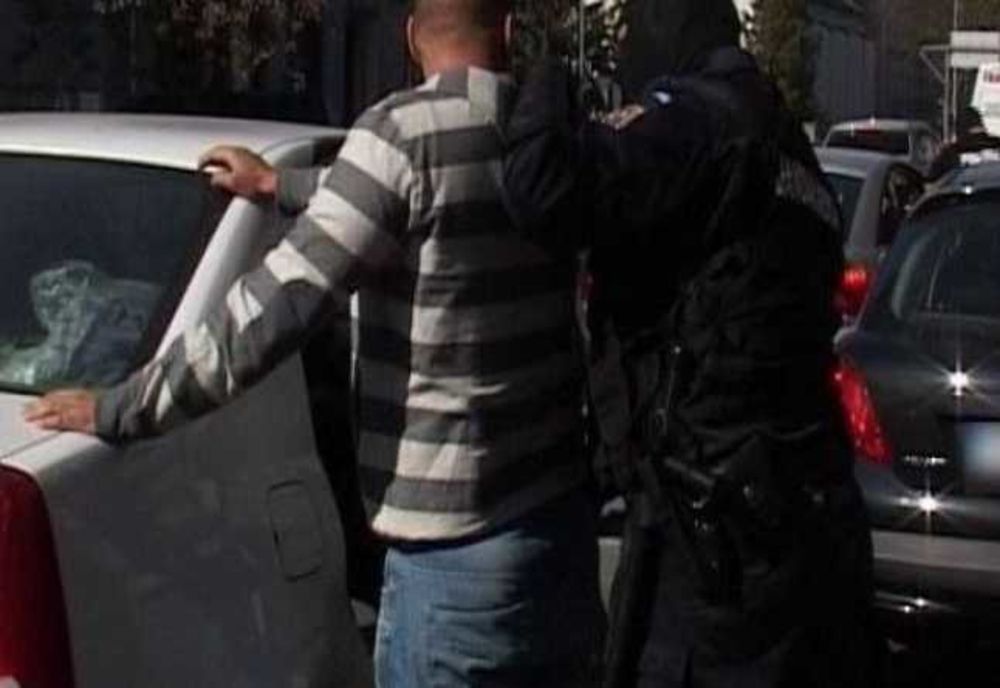 Traficantul obliga o minoră de 14 ani să se prostitueze