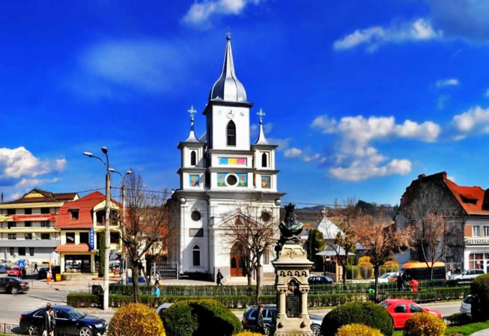 Se închide Biserica Sfântul Nicolae din Câmpulung!