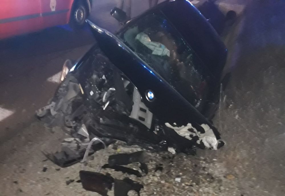 Patru tineri răniți într-un accident teribil, la Drăganu