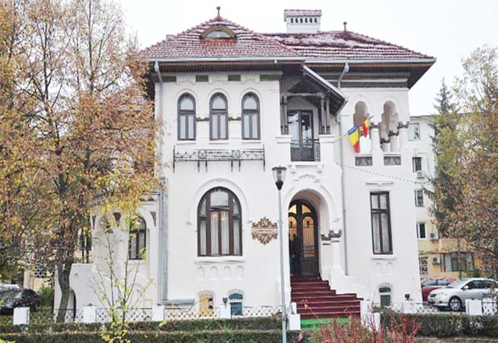 Vor fi oficiate căsătorii doar cu mirii şi martorii, la Piteşti