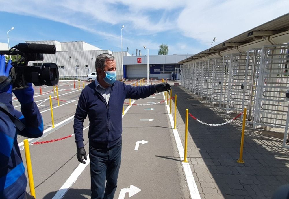 Măsuri speciale de protecţie la Dacia, pentru muncitorii voluntari!