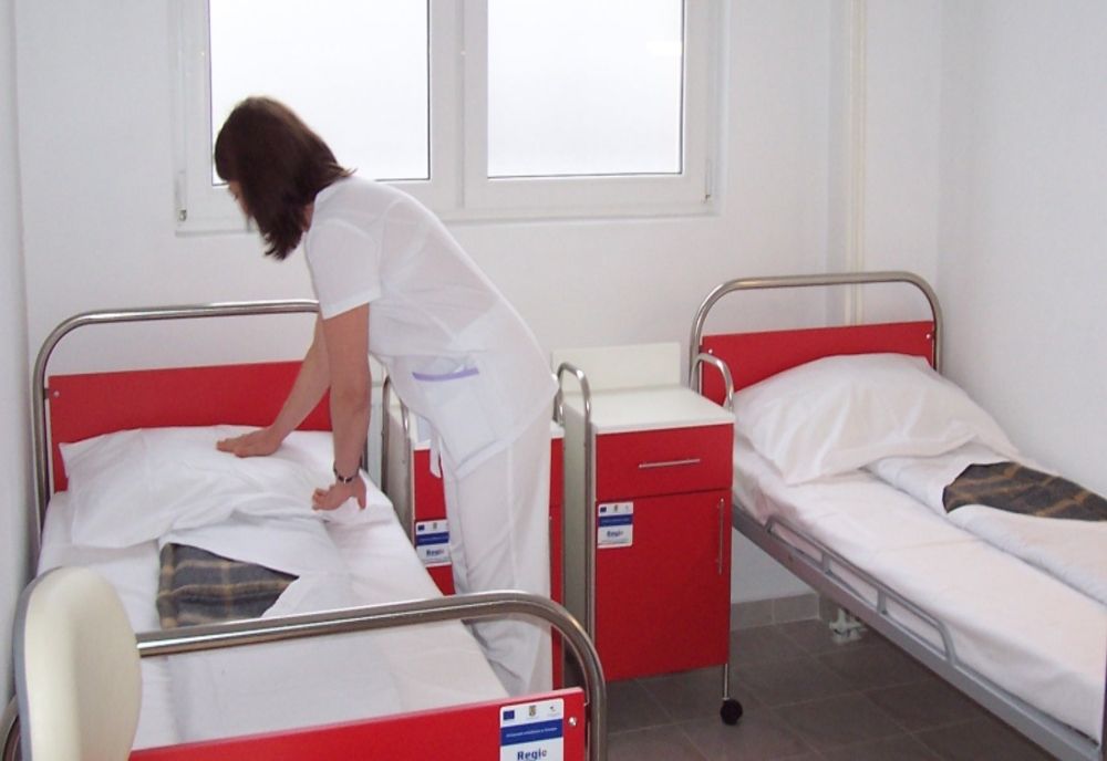 Asistentă medicală cercetată după ce a demisionat!