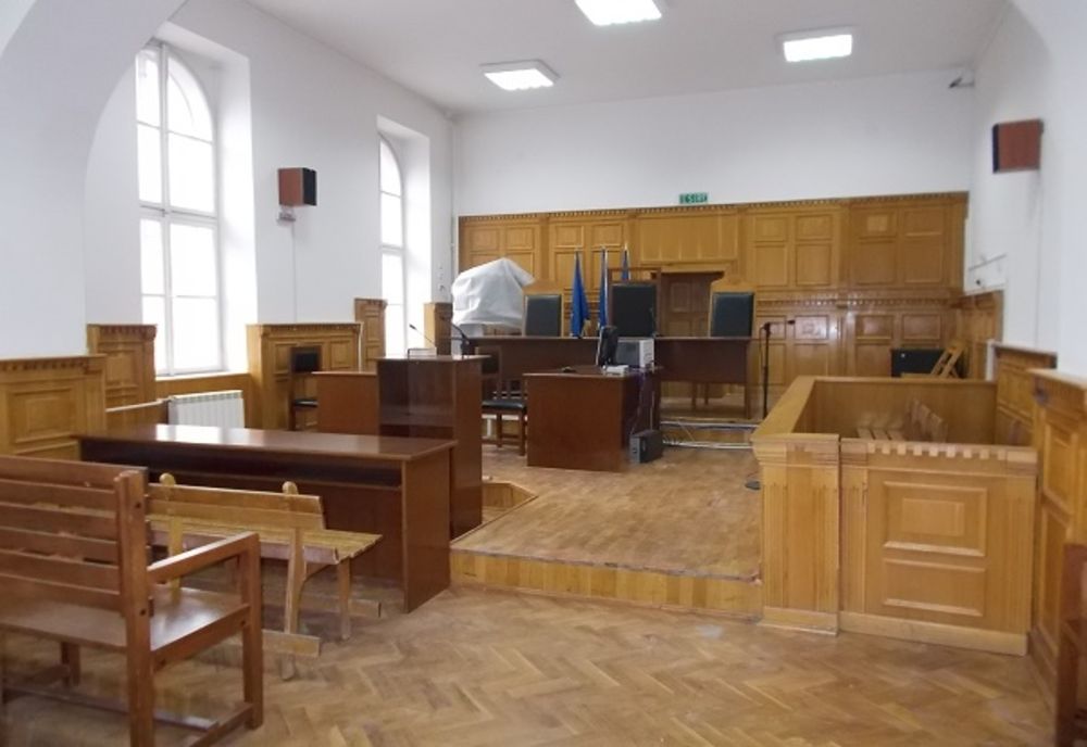 Reguli în sălile de judecată după starea de urgenţă!