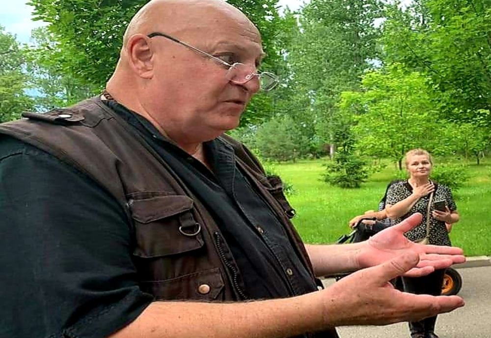 "Cabaretul cuvintelor" la Teatrul de vară din Pitești