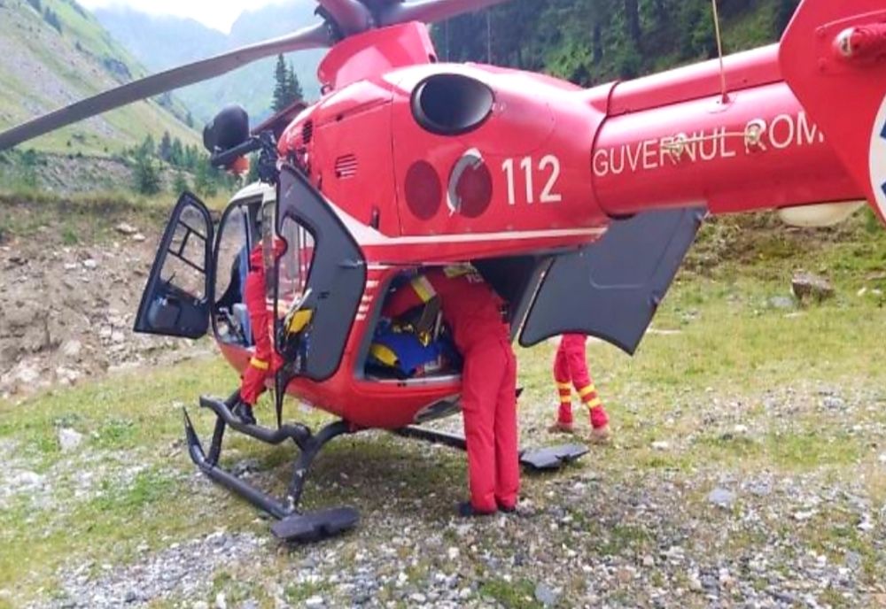 Intervenție a salvamontiștilor pentru salvarea unui turist