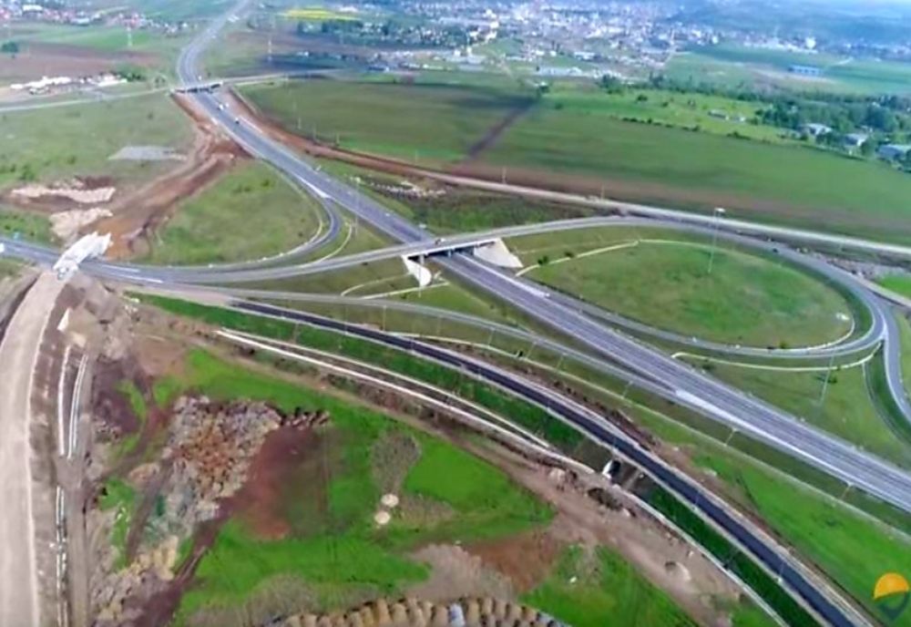 Declanșarea procedurilor de expropriere a imobilelor aflate pe coridorul Autostrăzii Sibiu-Pitești, pe ordinea de zi a ședinței Guvernului