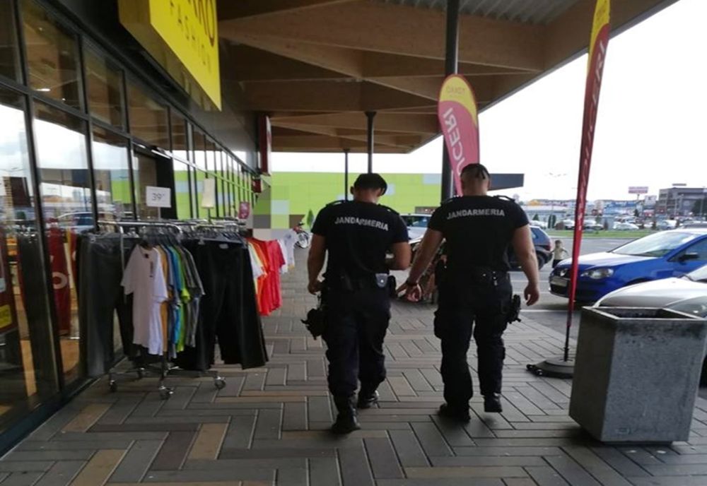 Amenzi pentru angajatori care primeau la muncă cetățeni indieni cu contract de muncă suspendat