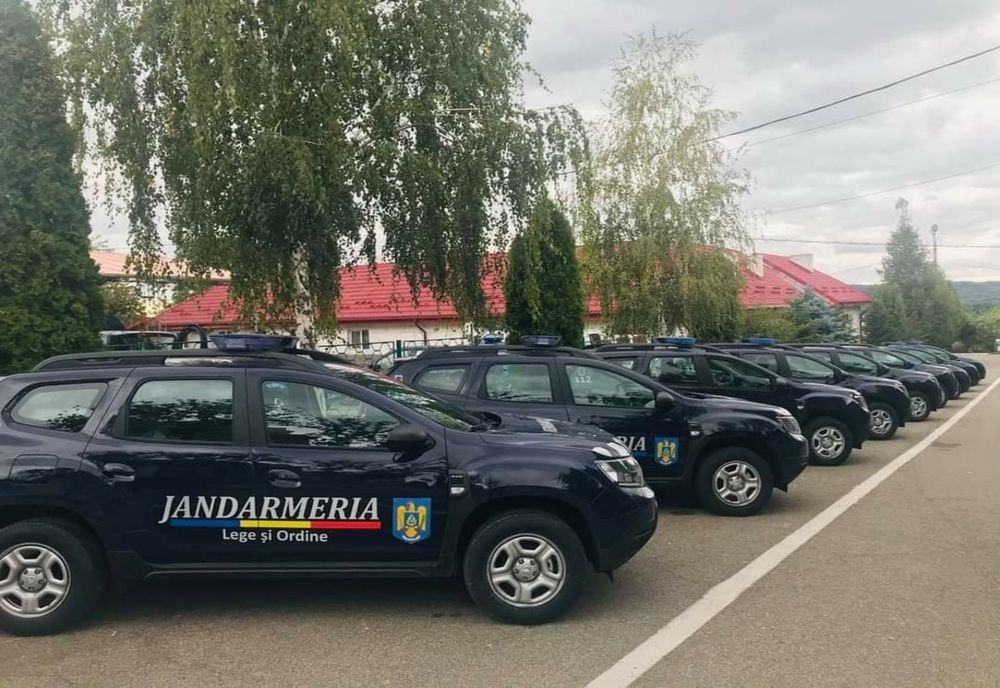 Șapte autospeciale în dotarea Jandarmeriei Mehedinți