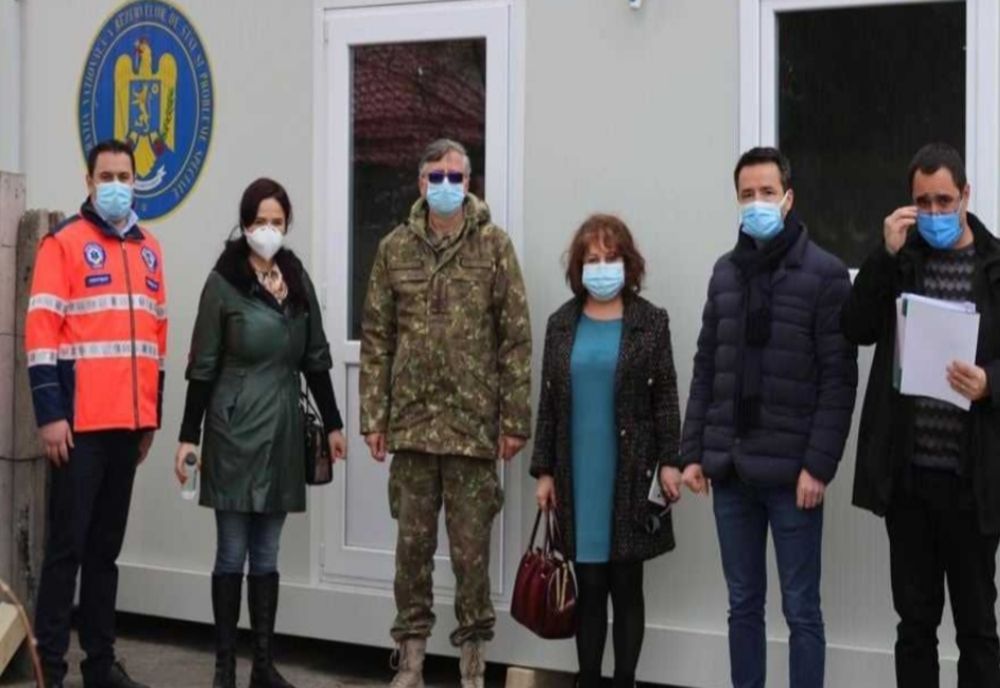 Container pentru decontaminarea personalului medical la Substația de Ambulanță din Costești