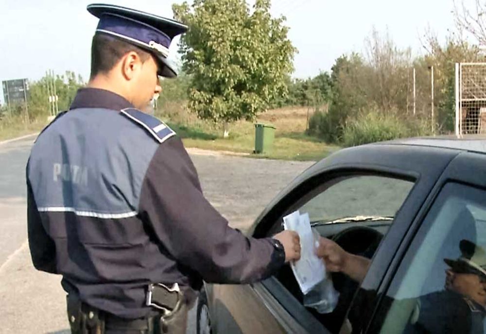 Au fost amendați pentru că nu au respectat carantina