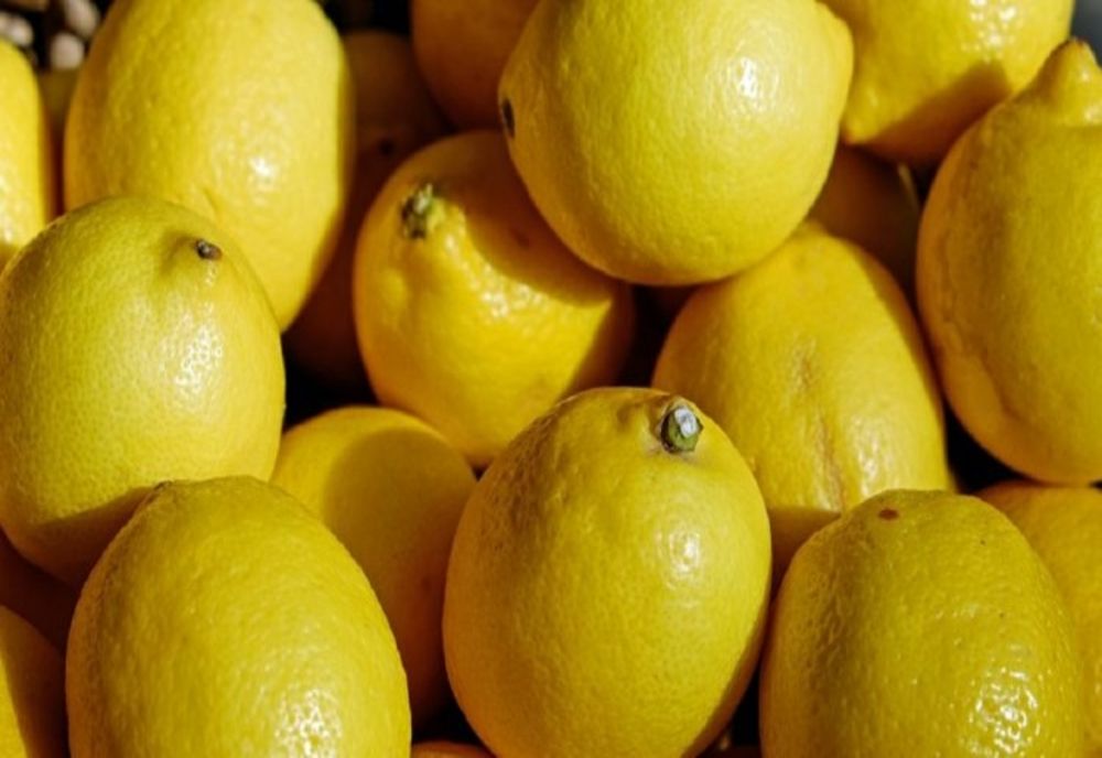 Lămâi cu pesticide, retrase de la comercializare. Persoanele care au cumpărat produsele atenționate să nu le consume