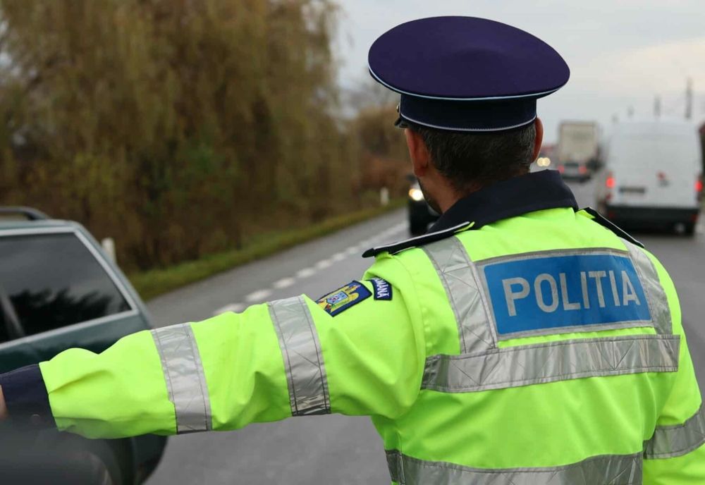 În această dimineață traficul pe DN 7, Bascov, a fost blocat pe un sens de mers.