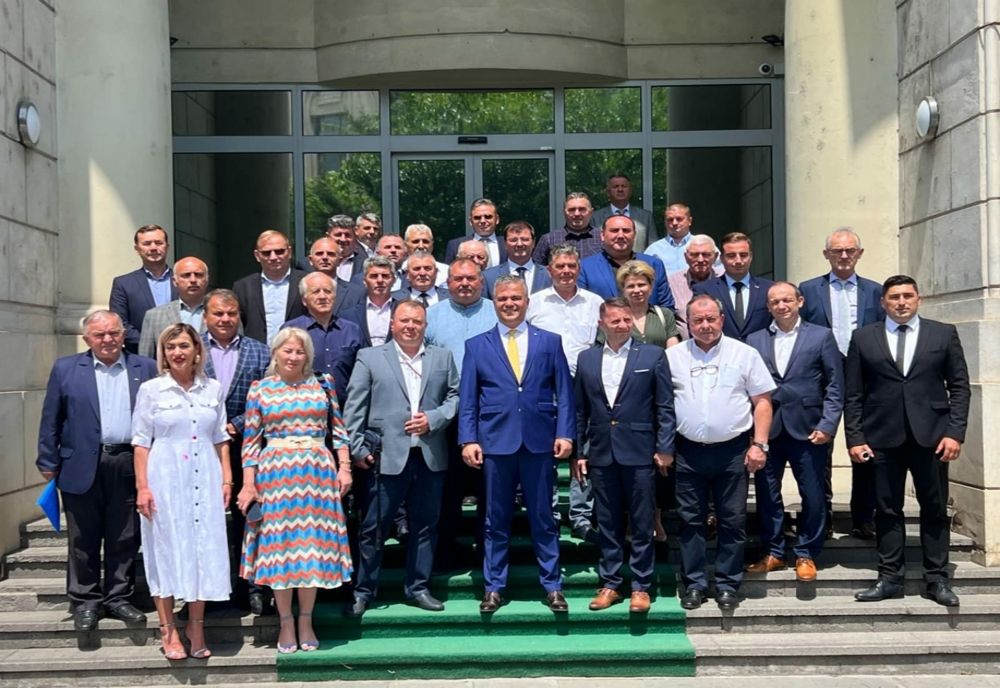 Ministrul Adrian Veștea a semnat 48 de noi contracte de finanțare în valoare totală de peste 465 mil. lei în cadrul Programului Național de Investiții “Anghel Saligny”