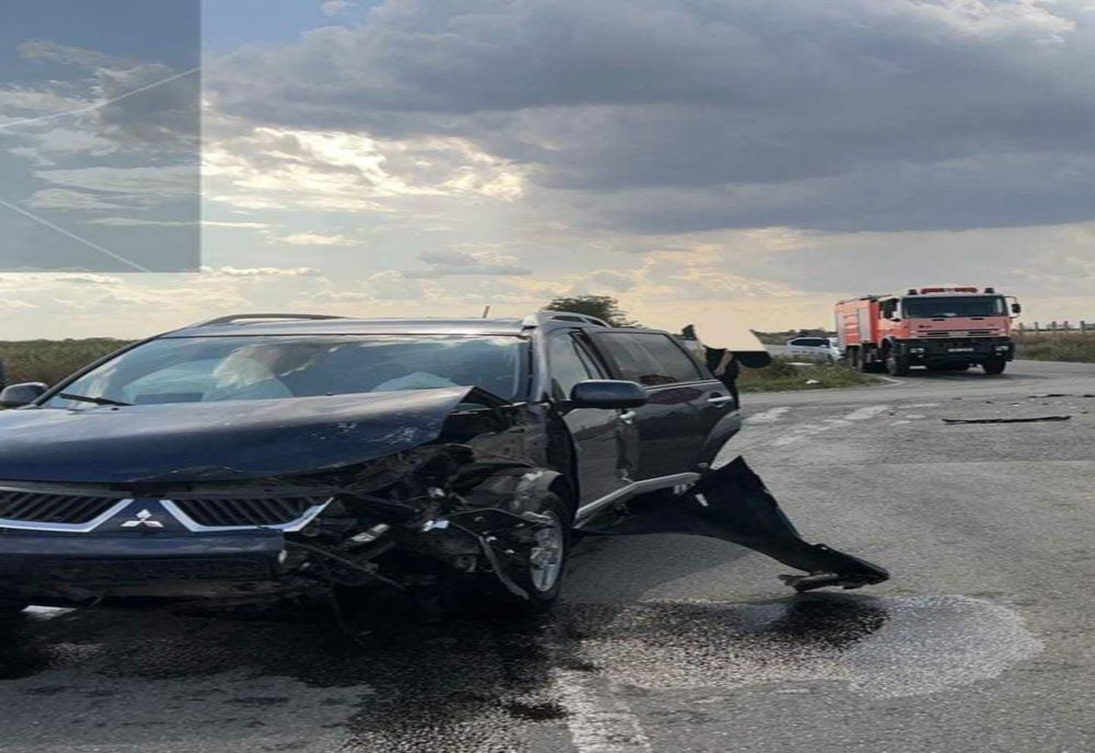 ACCIDENT RUTIER ÎN COMUNA ROCIU: DOUĂ PERSOANE RĂNITE