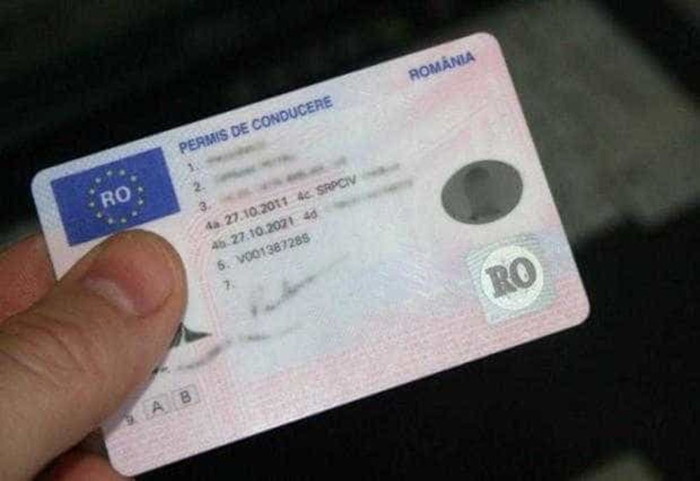 Din această lună, șoferii sunt anunțați prin SMS în legătură cu expirarea permisului de conducere