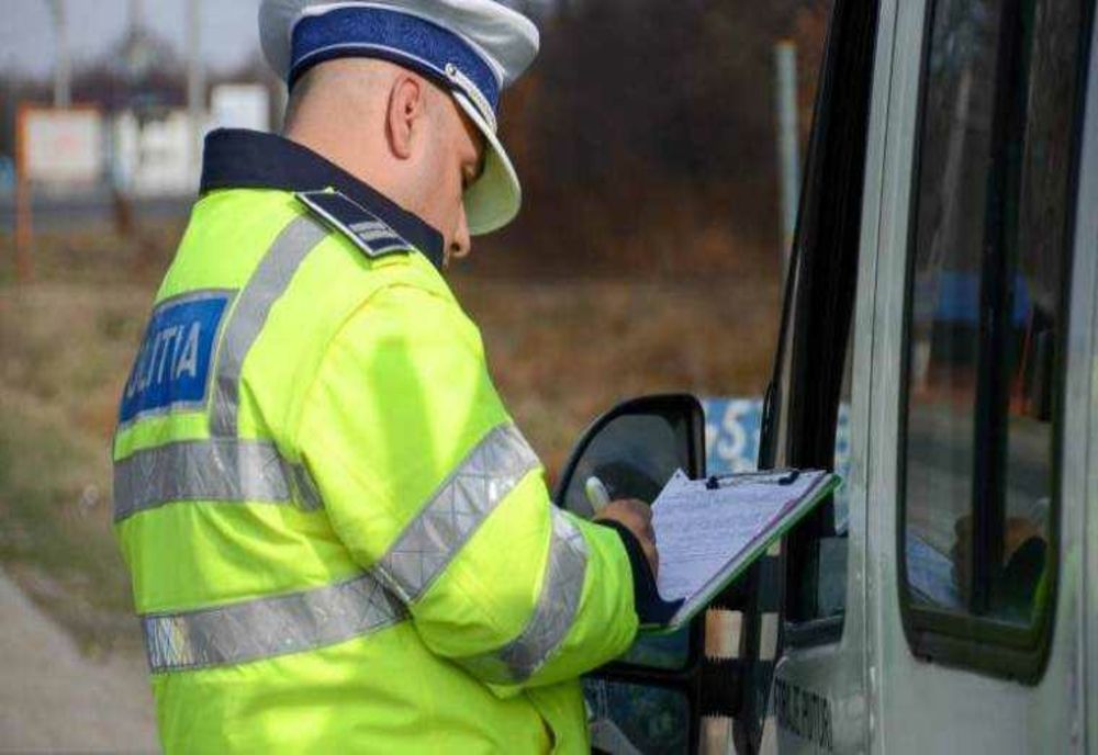 Amendat cu 30.000 lei pentru că are un aparat de detectat cabluri în pereţi. Un astfel de dispozitiv costă 100 lei la magazin