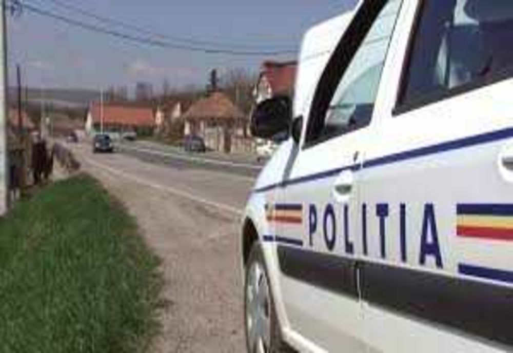 CONDUCEA UN AUTOTURISM PENTRU TRANSPORT DE PERSOANE CONTRA-COST, FĂRĂ AUTORIZAȚIE