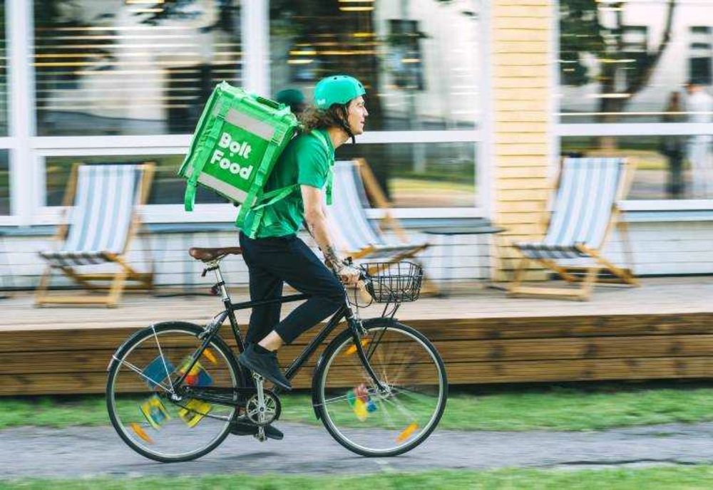 BOLT ANUNȚĂ LANSAREA SERVICIULUI BOLT FOOD ÎN PLOIEȘTI, PITEȘTI ȘI GALAȚI