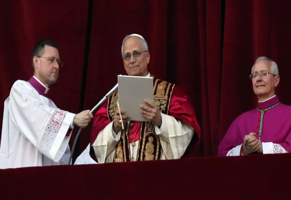 PAPA LEON, PRIMUL SĂU DISCURS DE LA BALCONUL BAZILICII SF. PETRU