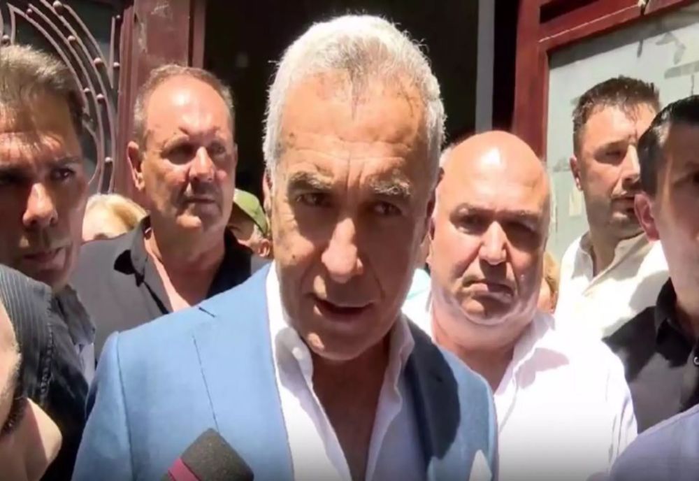 AVOCAȚII LUI CĂLIN GEORGESCU VOR CONTESTA DECIZIA MAGISTRAȚILOR 