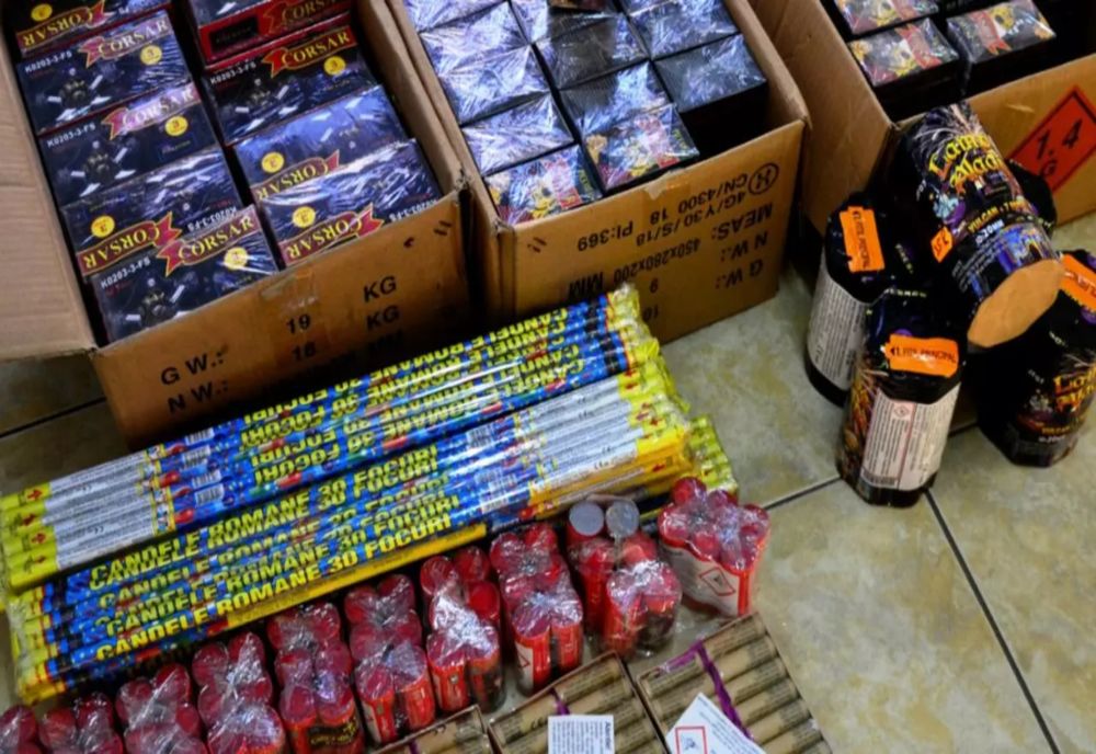 Revelion fără petarde. Românii prinși pe picior greșit riscă amenzi mari sau înschisoare