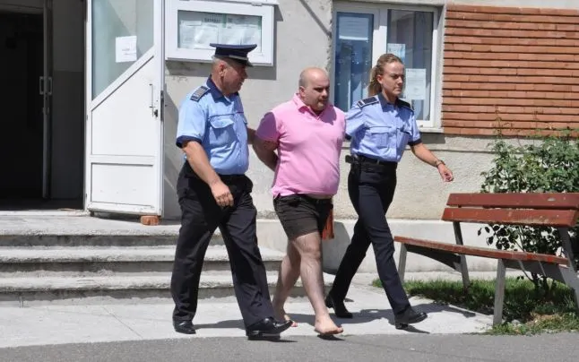 Profesorul schizofrenic, in ziua cand a comis crima