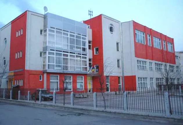 Scoli si gradinite functioneaza fara autorizatii ISU