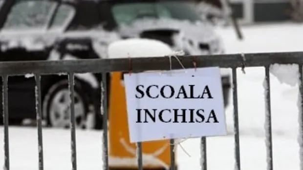26 de școli închise