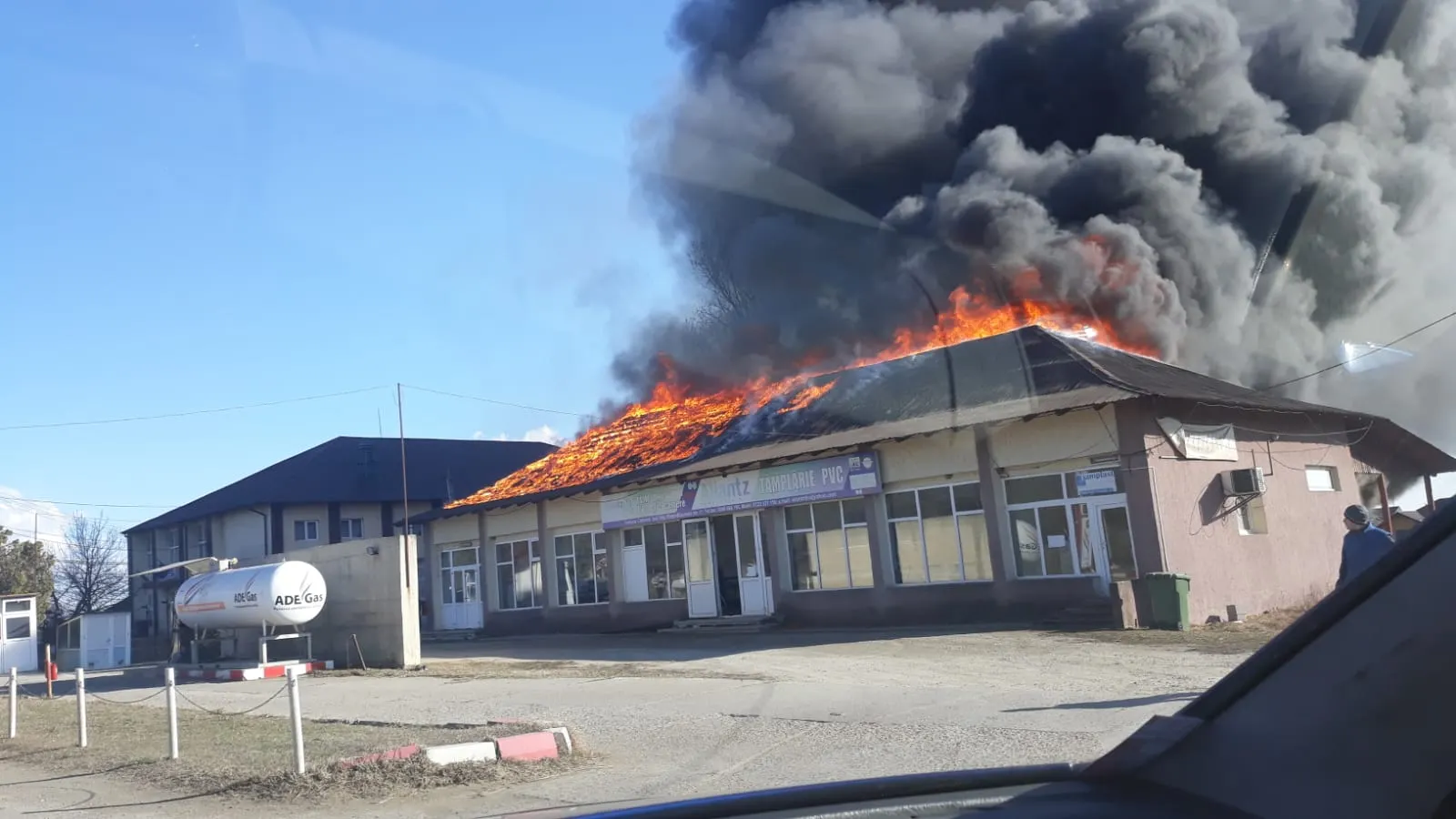 incendiu hală din Călinești