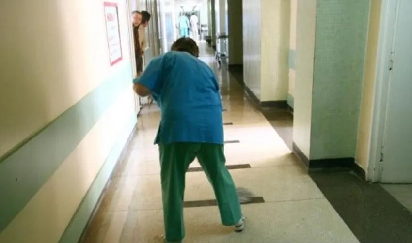 Patru posturi de îngrijitoare vacante