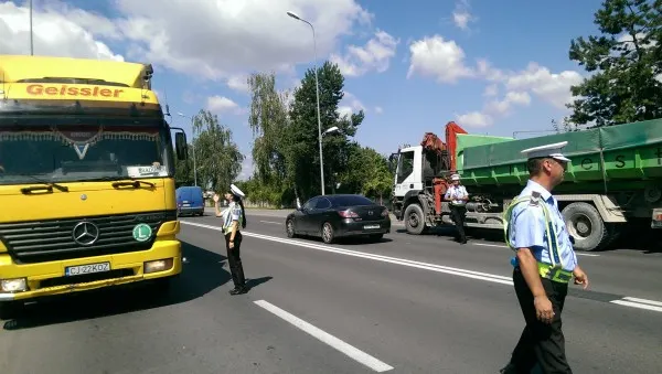 TIR cu marfă confiscat la Pitești