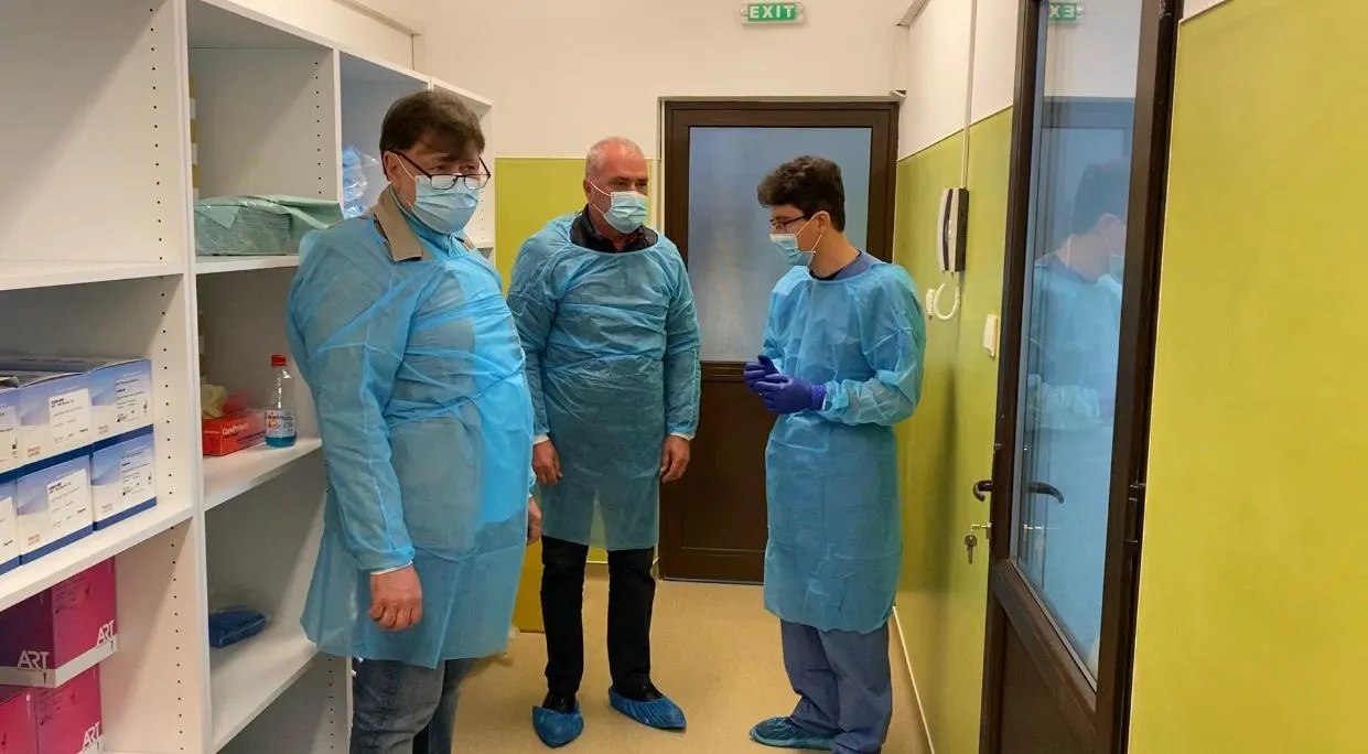 FOTO laborator 1