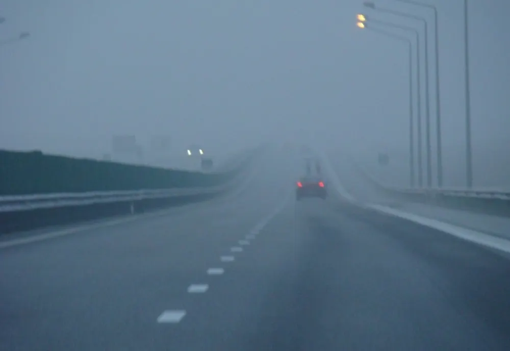 Trafic intens spre litoral. Condiții de ceață pe A2