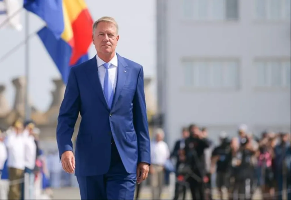 Președintele: În final, contează mai puțin nota și mai mult dezvoltarea copilului. Klaus Iohannis a fost prezent la deschiderea noului an școlar la un Colegiu din București