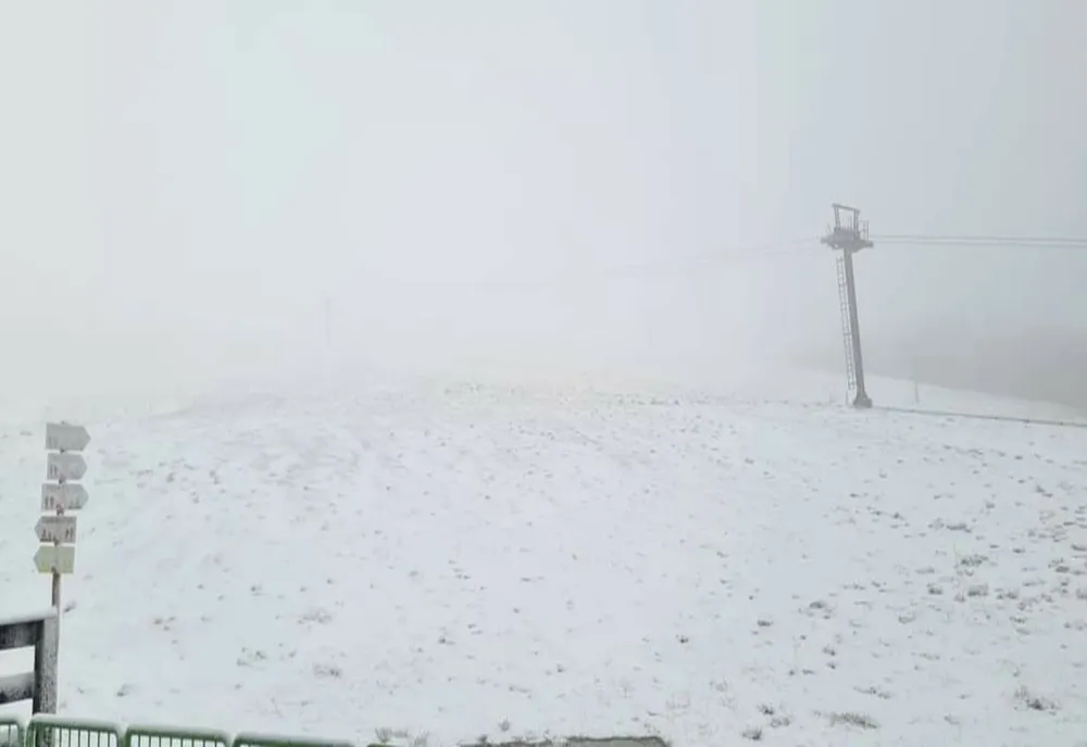 VIDEO|Ninsoare abundentă astăzi pe Transfăgărășan