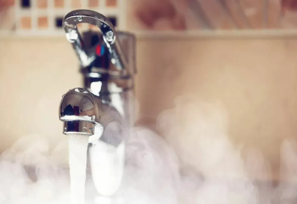 DESPĂGUBIRI PENTRU ASOCIAȚIILE DE PROPRIETARI, CÂND SE SISTEAZĂ APA CALDĂ ȘI CĂLDURA