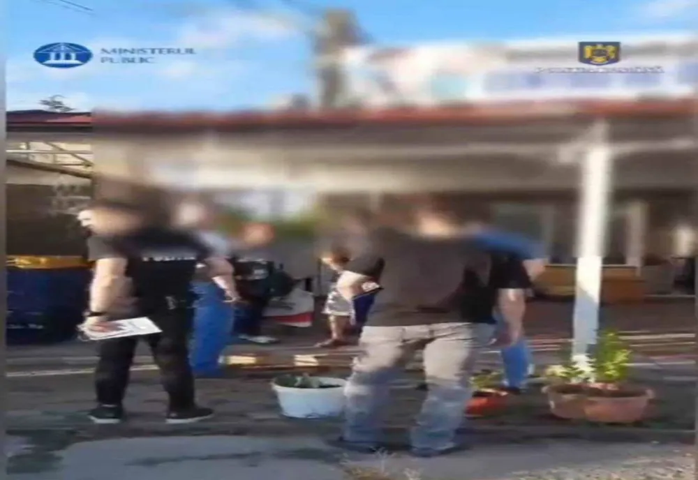 POLIȚIA DIN PITEȘTI A EFECTUAT PERCHEZIȚII ÎN MAI MULTE LOCALITĂȚI