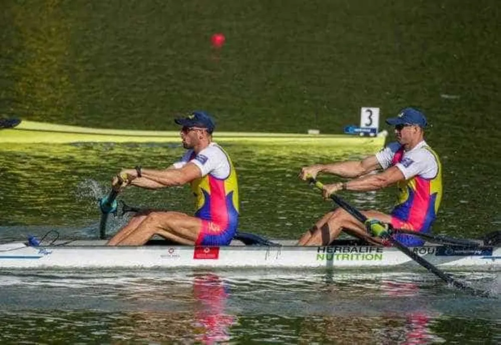 UN SPORTIV CU DIZABILITĂȚI FACE ISTORIE ÎN CANOTAJ