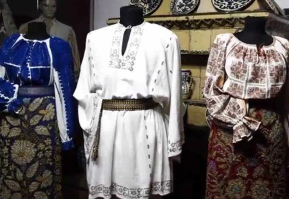 FRUMUSEȚEA PORTULUI POPULAR MUSCELEAN ÎN COLECȚIA PERSONALĂ A LUI IONUȚ FINTOIU