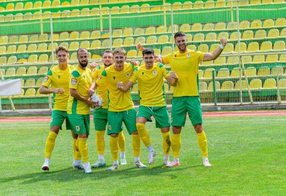CS MIOVENI, ÎN DEGRAȘ