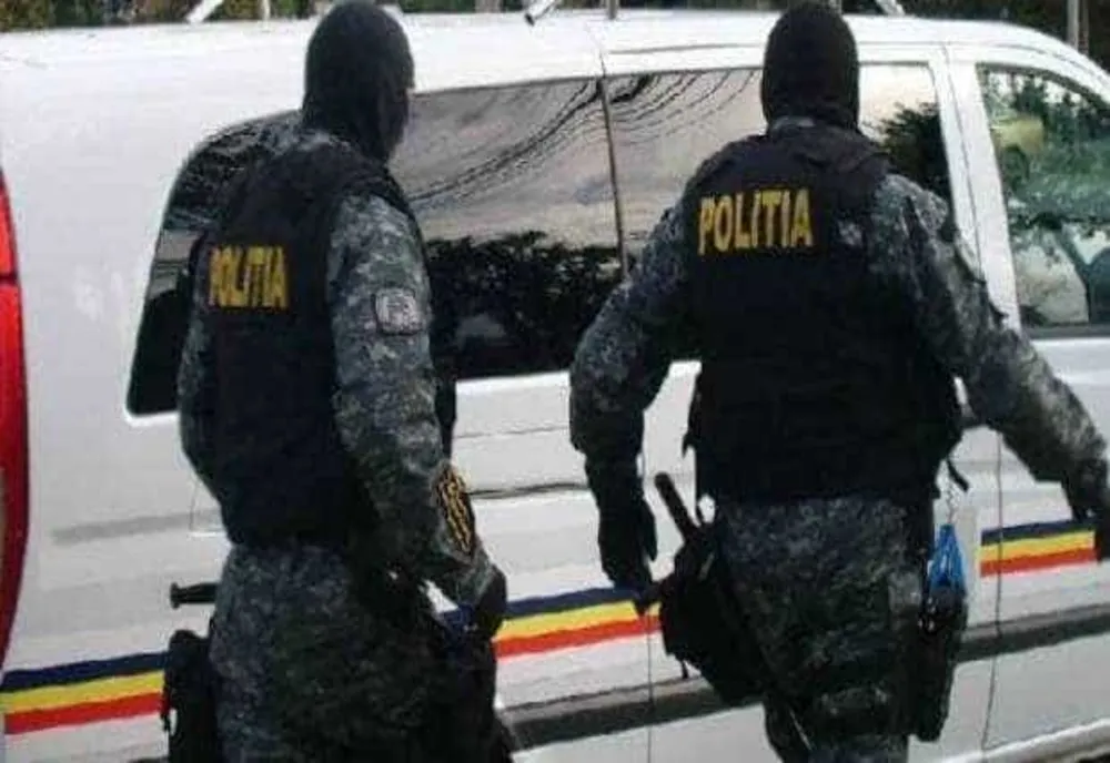 POLIȚIȘTII DIN ILFOV EFECTUEAZĂ PERCHEZIȚII LA O CLINICĂ DIN BUCUREȘTI